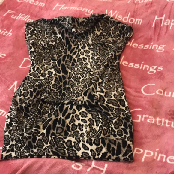 Dress - Picture 3 of 3